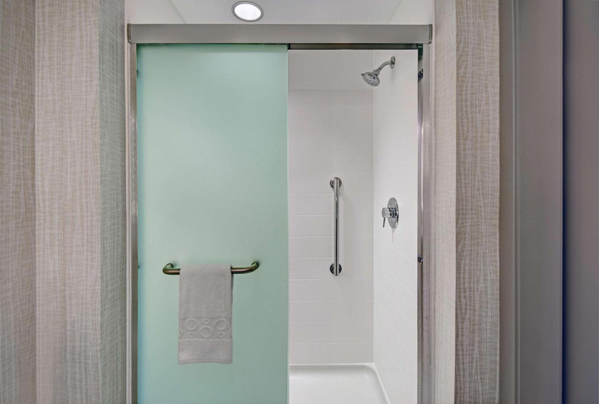 Home2 Suites By Hilton Blacksburg University Esterno foto